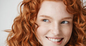 Natürlich weiße Zähne: Tipps und Tricks für ein strahlendes Lächeln