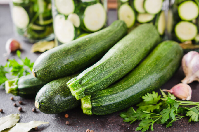 Zucchini gesund: Die vielen Vorteile des grünen Gemüses