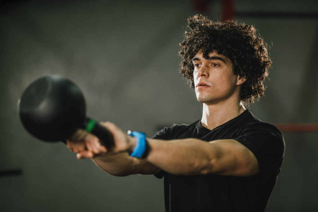 LIF24.de Heimtraining vs. Fitnessstudio mit der Kettlebell