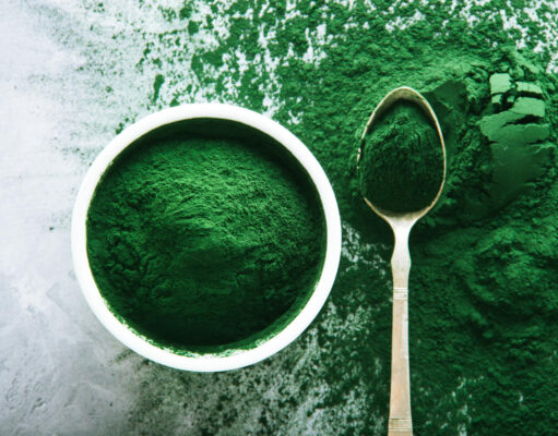 Spirulina Pulver: Wirkungen und Anwendungstipps